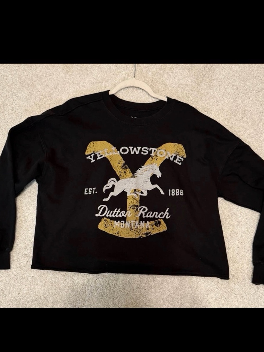 XL Yellowstone Dutton Ranch Graphic Sweatshirt Western Horse Theme